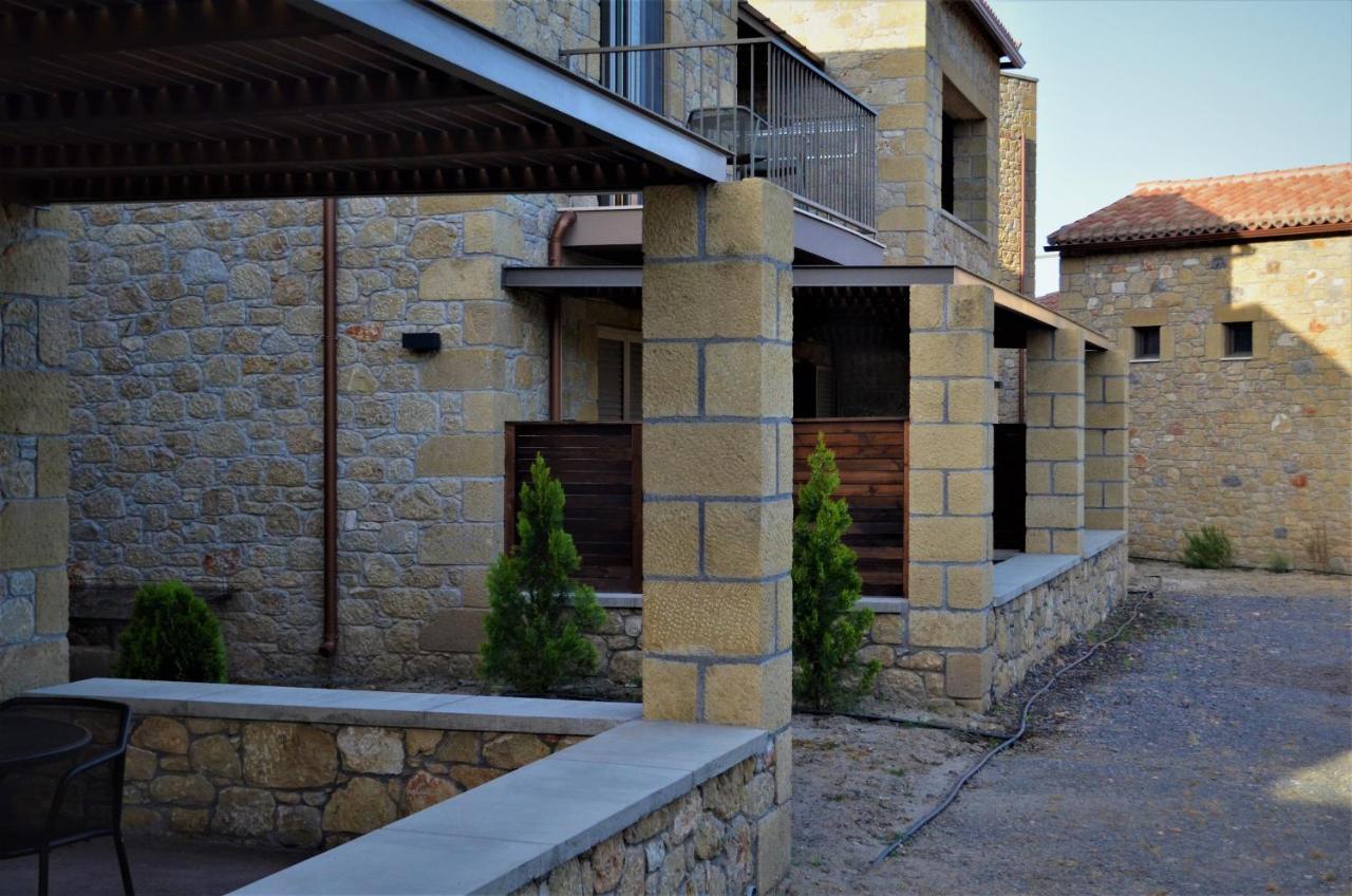 Diapori Suites Hotel Kardhamili Luaran gambar